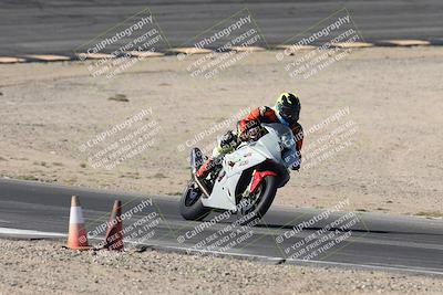 media/Oct-30-2025-Racers Edge (Thu) [[dabbdaf680]]/3-B Group/Session 2 (Bowl Exit)/